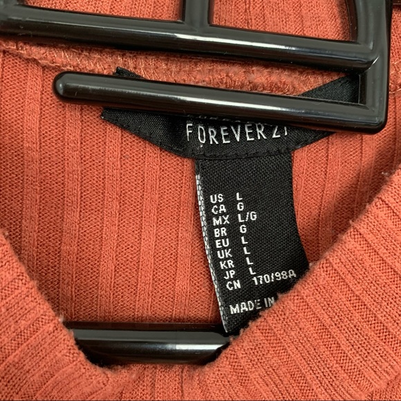 Forever 21 Long Sleeve Crop Top - Picture 3 of 5